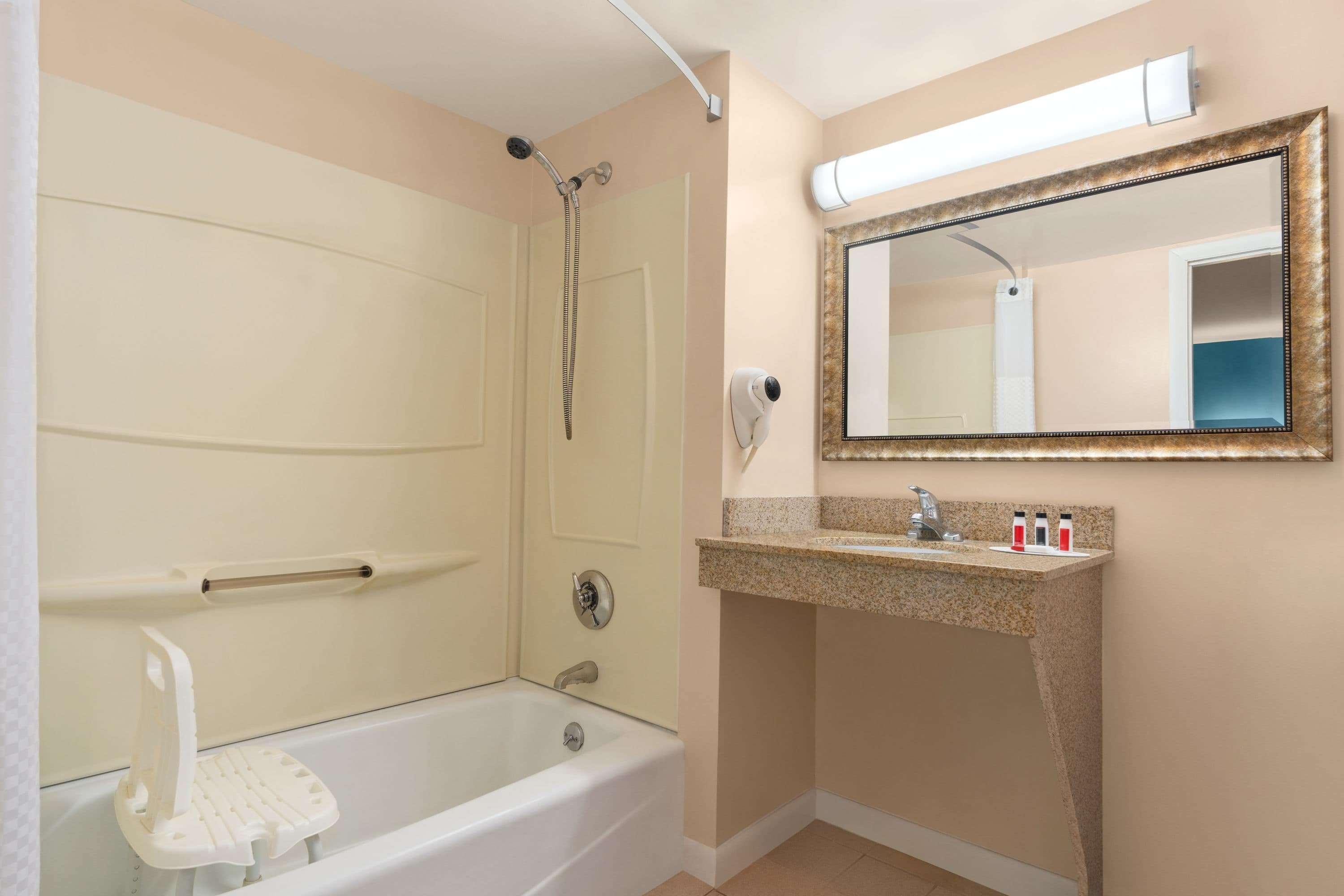 Days Inn By Wyndham Middletown/Newport Area מראה חיצוני תמונה