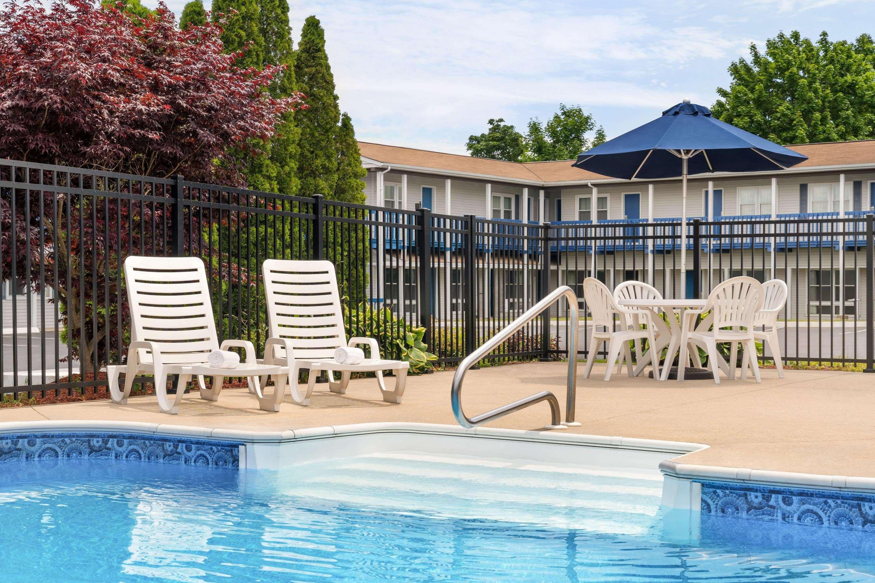 Days Inn By Wyndham Middletown/Newport Area מראה חיצוני תמונה